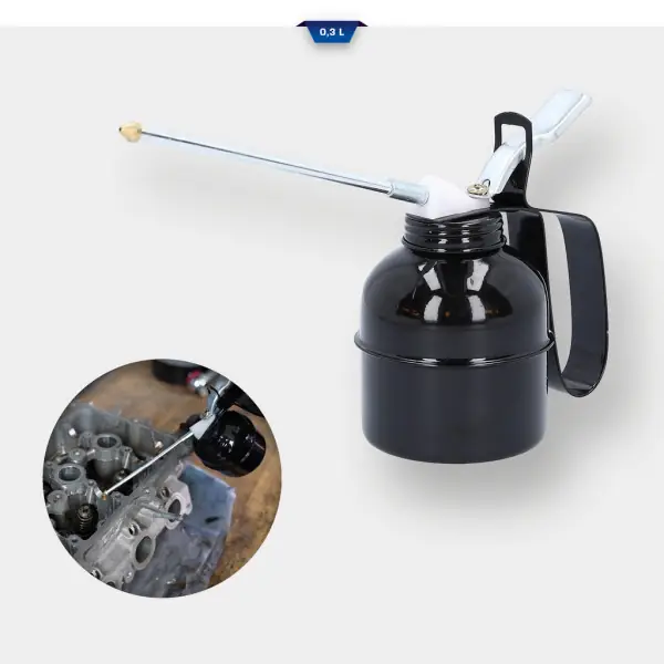 Brilliant Tools Striekacia olejnička, 300 ml BT156917
